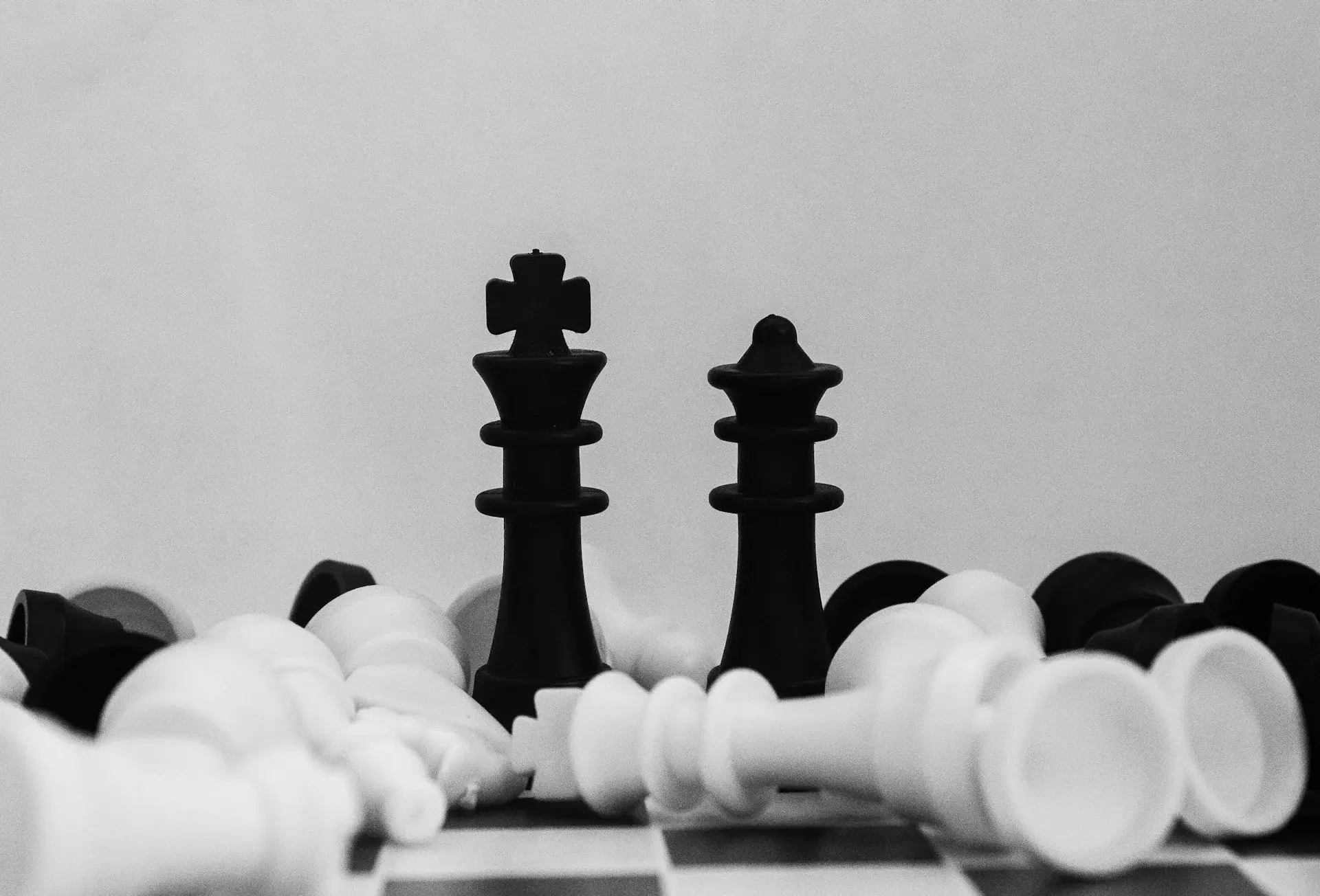 Turing vs Toptal: ¿matching con IA o validación humana? Una comparación honesta